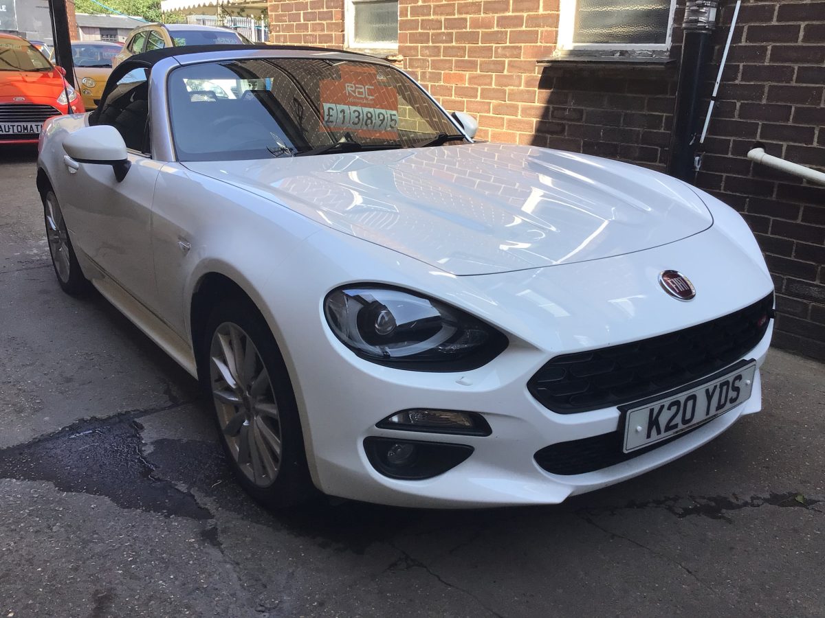 Fiat 124 Spider
